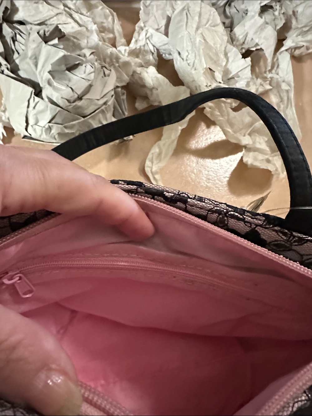 Y2K Delicates Elegant Black Lace Pink Bustier Handbag - Picture 6 of 8